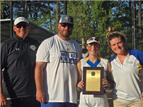 West Islip softball team. thumbnail259238